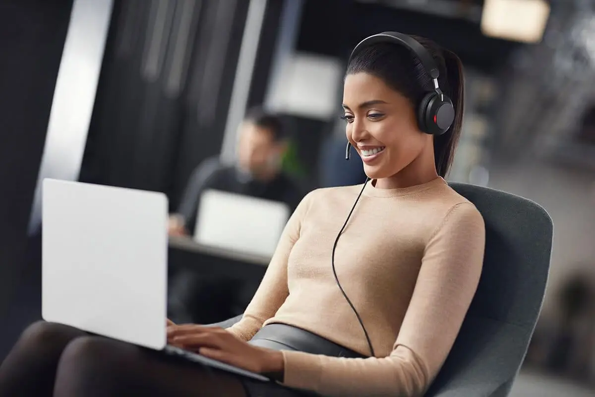 JABRA EVOLVE2 75, Link380c UC Stereo Black, EVOLVE2 75 headset Black UC, Link 380 BT adapter USB-C UC,1.2m USB-C to USB-C cable, carry pouch, warranty and warning (safety leaflets) - image 7