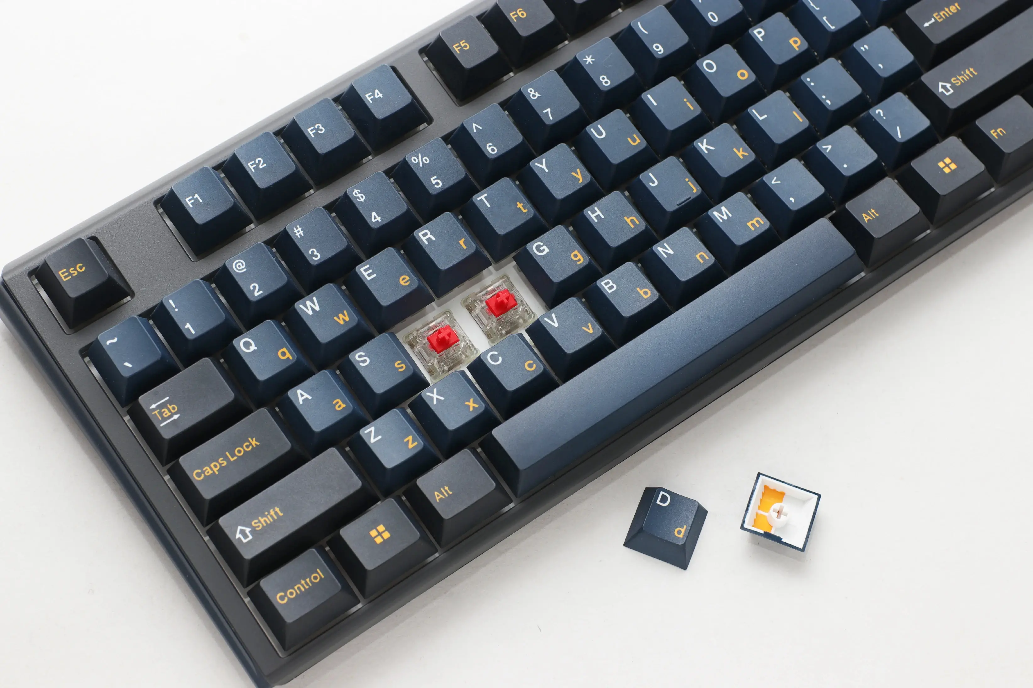 Ducky професионална геймърска механична клавиатура Professional Gaming Mechanical Keyboard One 3 Pro Nazca Line - 8K, Cherry MX2A RGB Red [Linear] - image 20