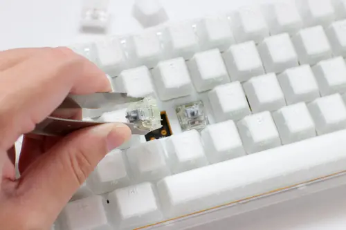 Ducky професионална геймърска механична клавиатура Professional Gaming Mechanical Keyboard One 3 Mini Aura White -  Cherry MX RGB Brown [Tactile] - image 12