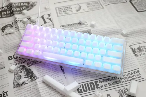 Ducky професионална геймърска механична клавиатура Professional Gaming Mechanical Keyboard One 3 Mini Aura White -  Cherry MX RGB Brown [Tactile] - image 2