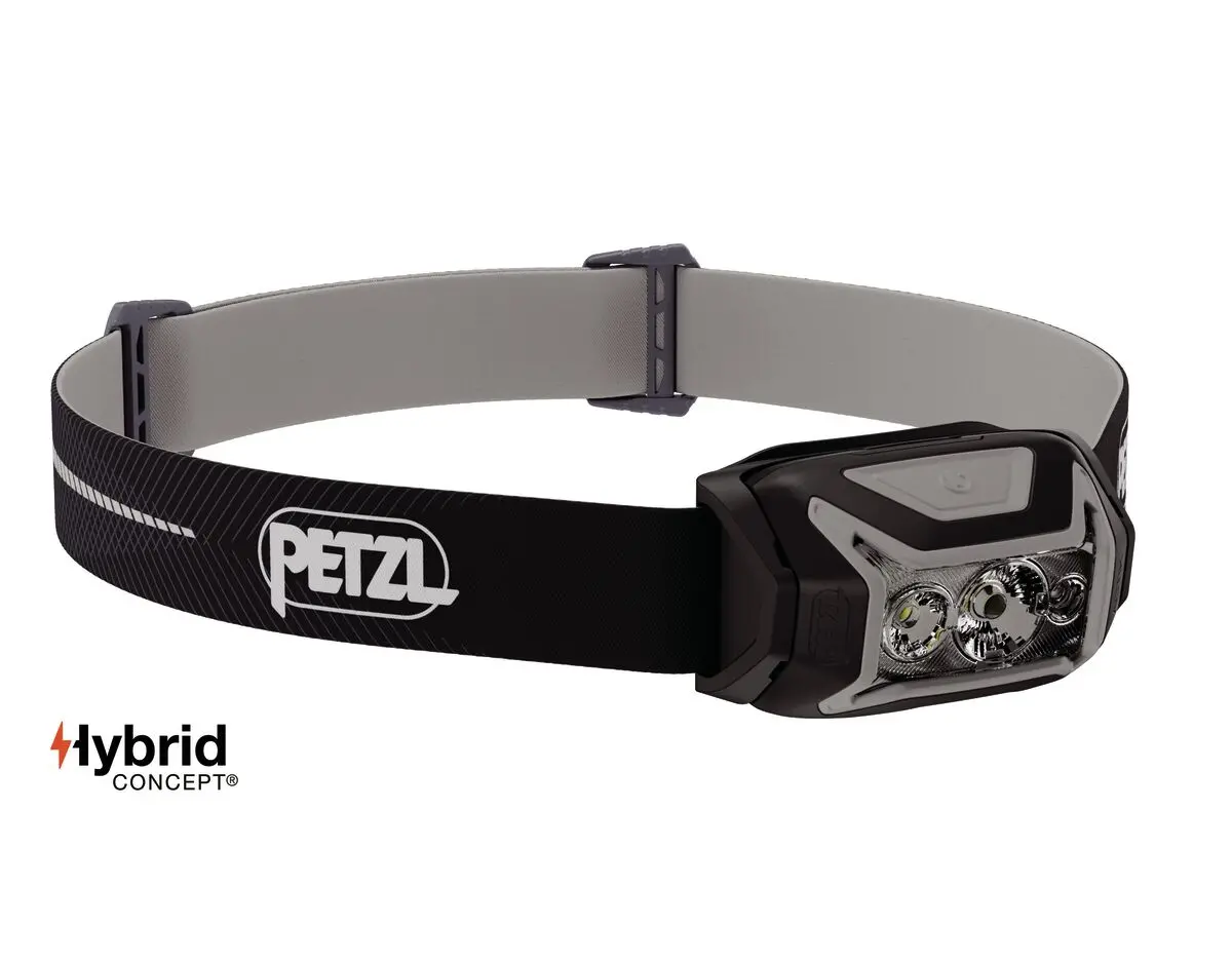 Челник PETZL ACTIK CORE 2025, Акумулаторна батерия, 625 Лумена, Черен