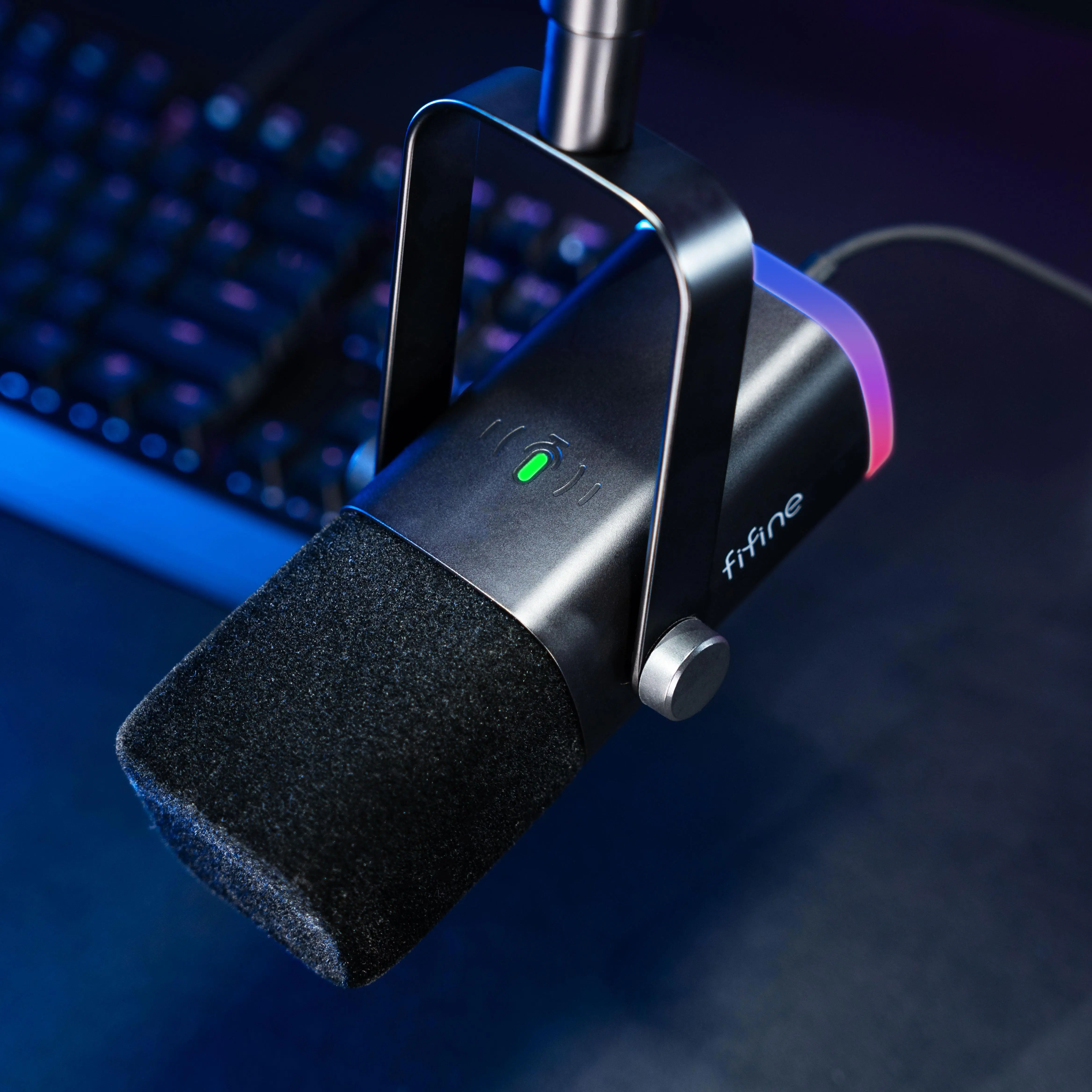 Μικρόφωνο με βάση FIFINE AM8T Dynamic RGB - Μαύρο - image 9