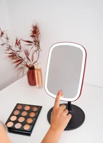 Козметично огледало, Beurer BS 47 LE - image 13