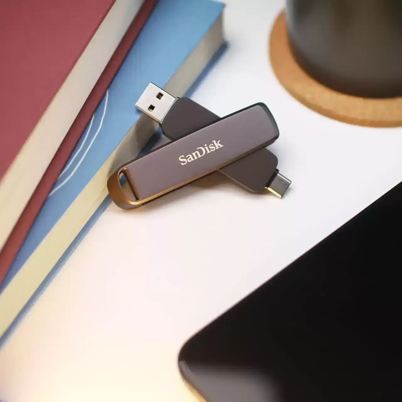 SANDISK Extreme PRO Dual Drive 1TB, Metal Dual Drive,1000/900MB/s, USB Type C + A - image 4