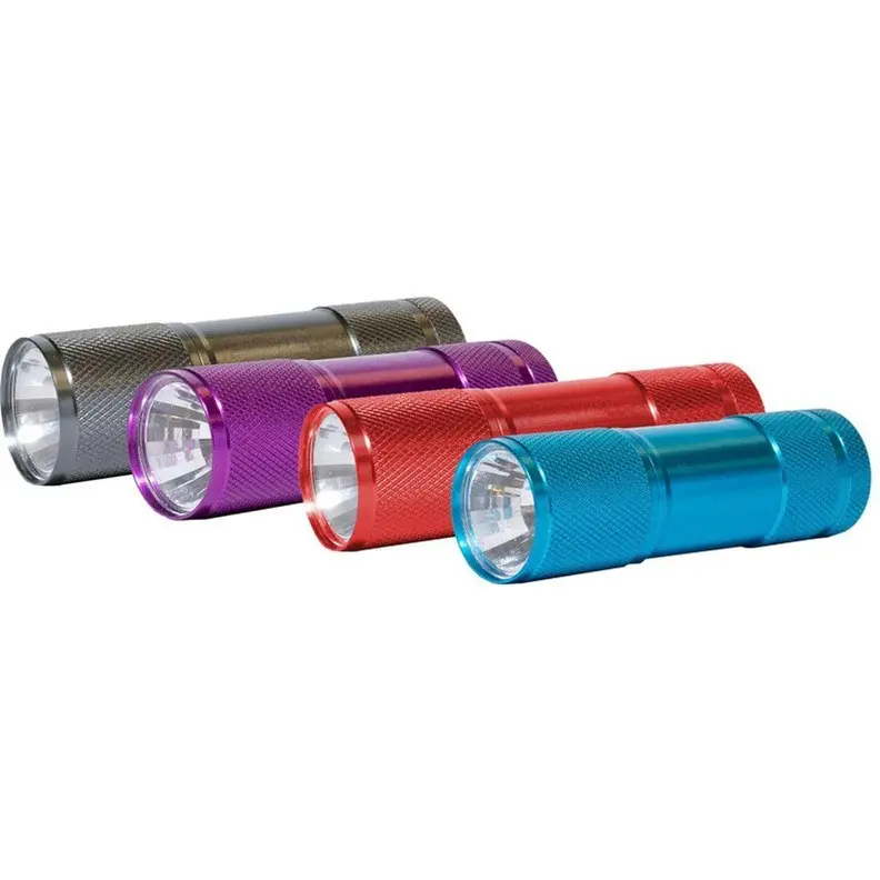 Lanterne metalice colorate + 3 baterii AAA COLOR METAL LIGHT EVEREADY ENERGIZER