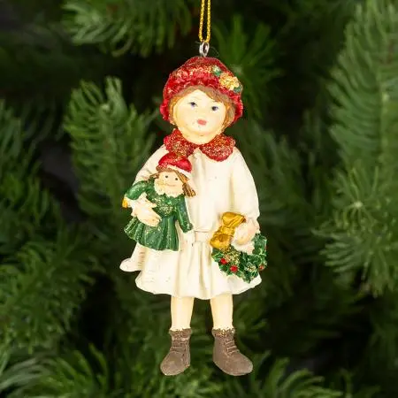 Момиче и кукла - image 3