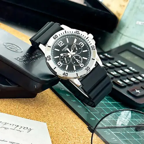 Мъжки аналогов часовник Casio Multi-Dial - Casio Collection - MTP-VD300-1BUDF - 2