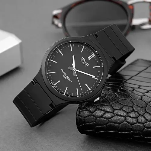 Мъжки аналогов часовник CASIO - Casio Collection - MW-240-1EVDF - image 1