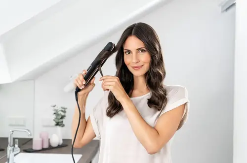 Преса, Beurer HS 100 Hair straightener, Ready to use in 12 sec, LED display, Ceramic-coated hot plates, Ion technology, Variable temperature control (120-220 °), Button lock, Operation status display, Automatic switch-off after 30 minutes, Transport lock, heat- - image 2