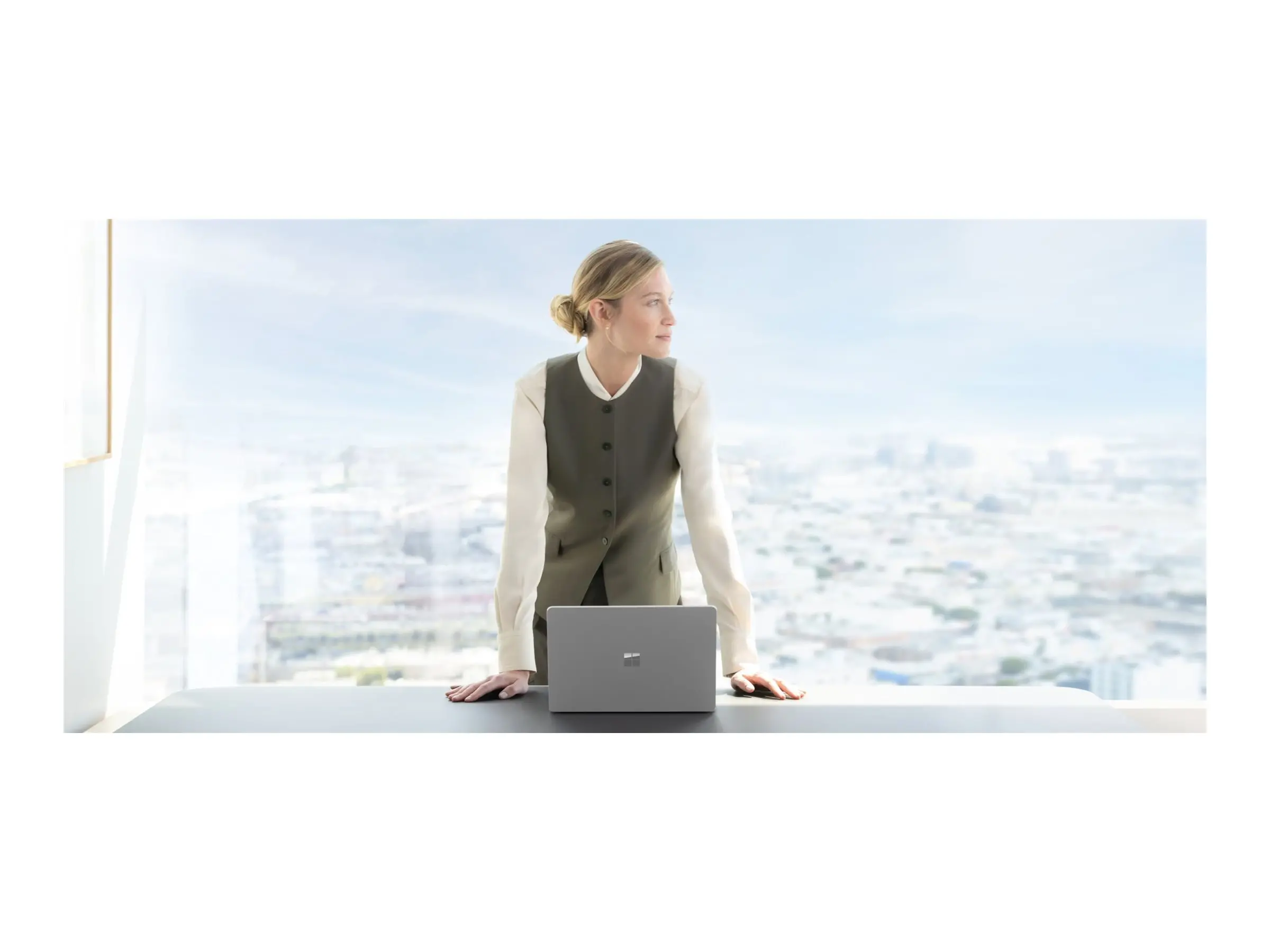MICROSOFT Surface Lptp7 15inch Intel Core Ultra 7 32 GB/1TB Windows 11 Pro - image 3
