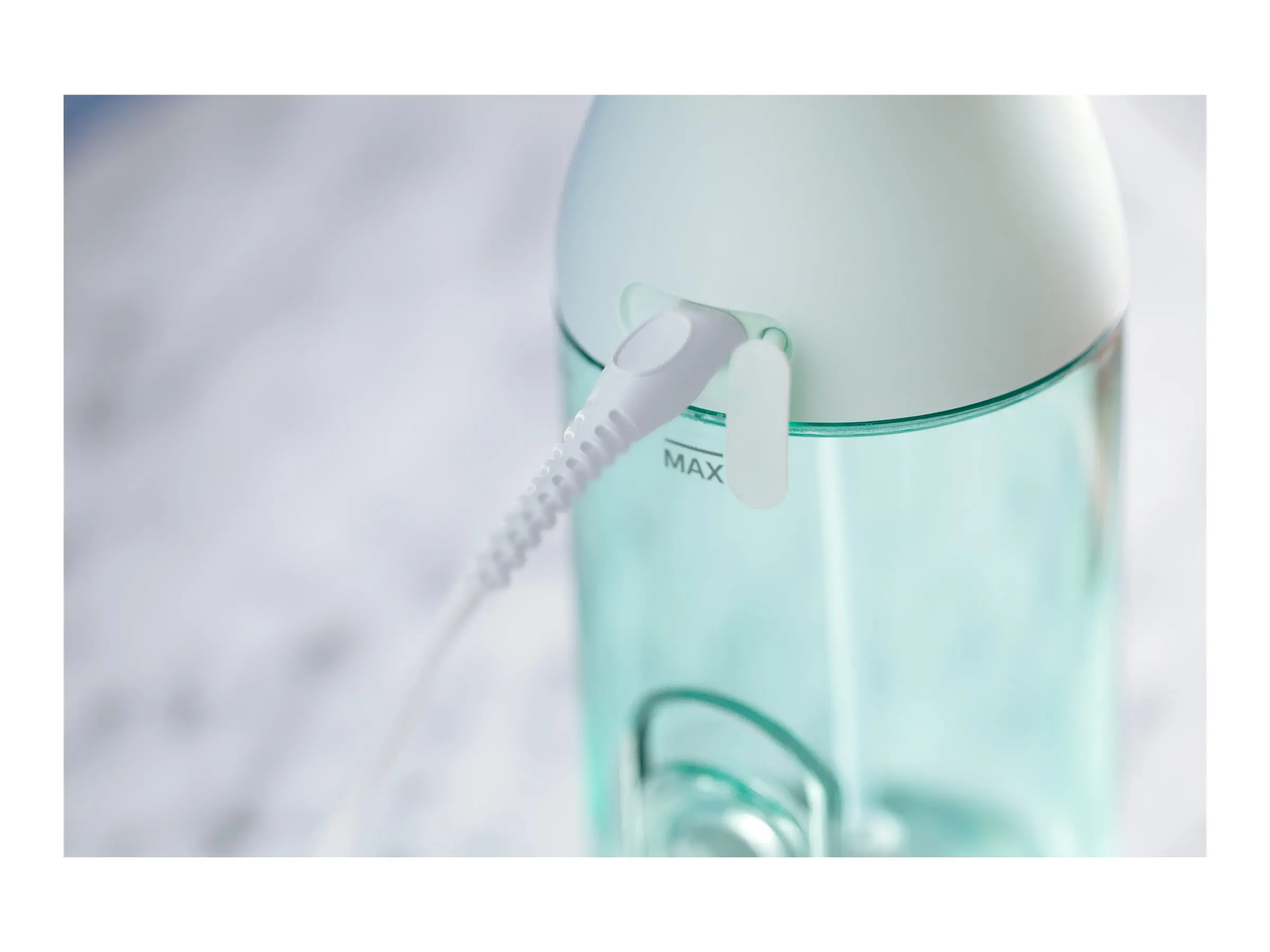 PHILIPS Cordless Power Flosser 3000 2 flossing modes 3 intensities Easy-to-fill 250ml reservoir mind green - image 8