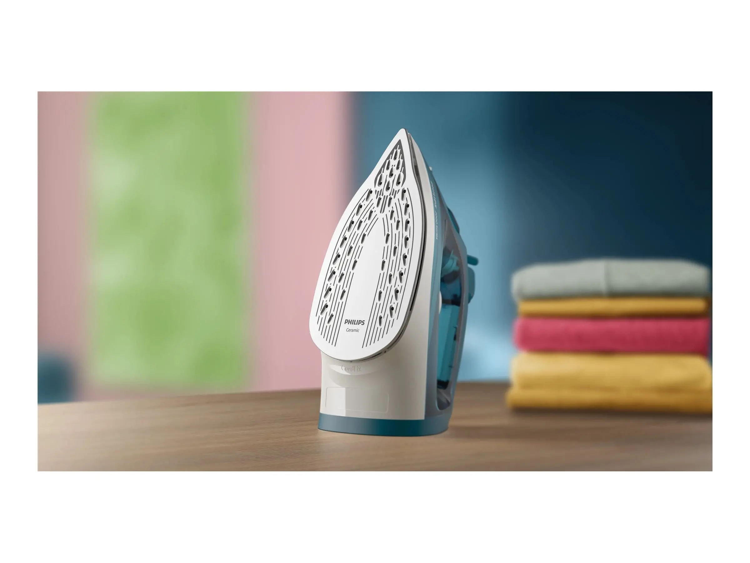 PHILIPS Fier de călcat cu abur Series 2000 25g/min 130g steam boost albastru - image 2