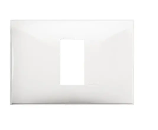 ЕДНОМОДУЛНА РАМКА R4803M1RW CLASSIA LEGRAND - БЯЛ