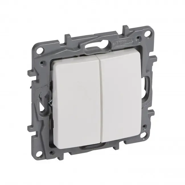 Buton automat serie 6 A 250 V~ NILOE LEGRAND - alb