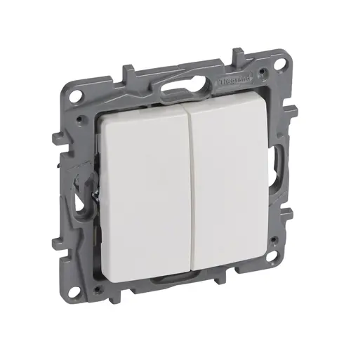 АВТОМАТИЧЕН СЕРИЕН БУТОН 6 A 250 V~ NILOE LEGRAND - БЯЛ - image 1