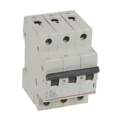 ТРИПОЛЮСЕН АВТОМАТИЧЕН ПРЕКЪСВАЧ RX³-MCB 3P C 25A 6KA LEGRAND