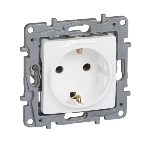 Priză Schuko 16A NILOE LEGRAND - alb - 1