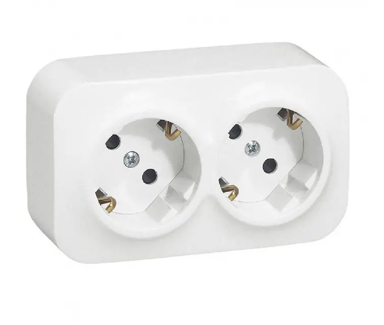 PRIZĂ DUBLĂ SCHUKO 16A CU PROTECȚIE PENTRU COPII PENTRU MONTAJ APARENT FORIX LEGRAND - ALB