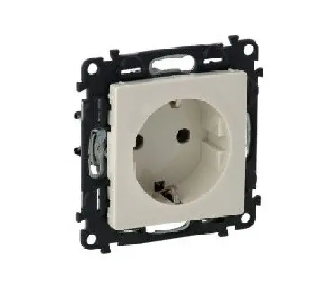 PRIZĂ SCHUKO CU PROTECȚIE PENTRU COPII VALENA LIFE LEGRAND - CREM - 1