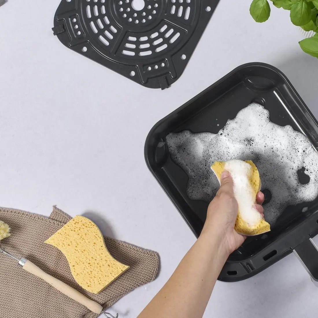 Xavax Soluție de curățare pentru AirFryer, 300 ml - image 2