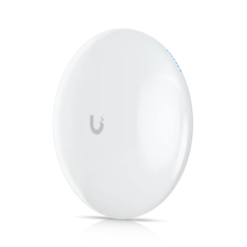 Точка за достъп Ubiquiti UDB-Pro, AC1200, 19dBi, 2xGbE, 1x PoE out, 5+ km