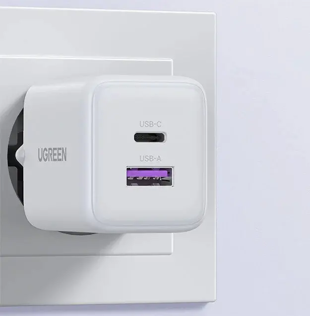 ЗАРЯДНО УСТРОЙСТВО X516 220V 1xUSB-C 1xUSB A 30W mini UGREEN - БЯЛО - image 1