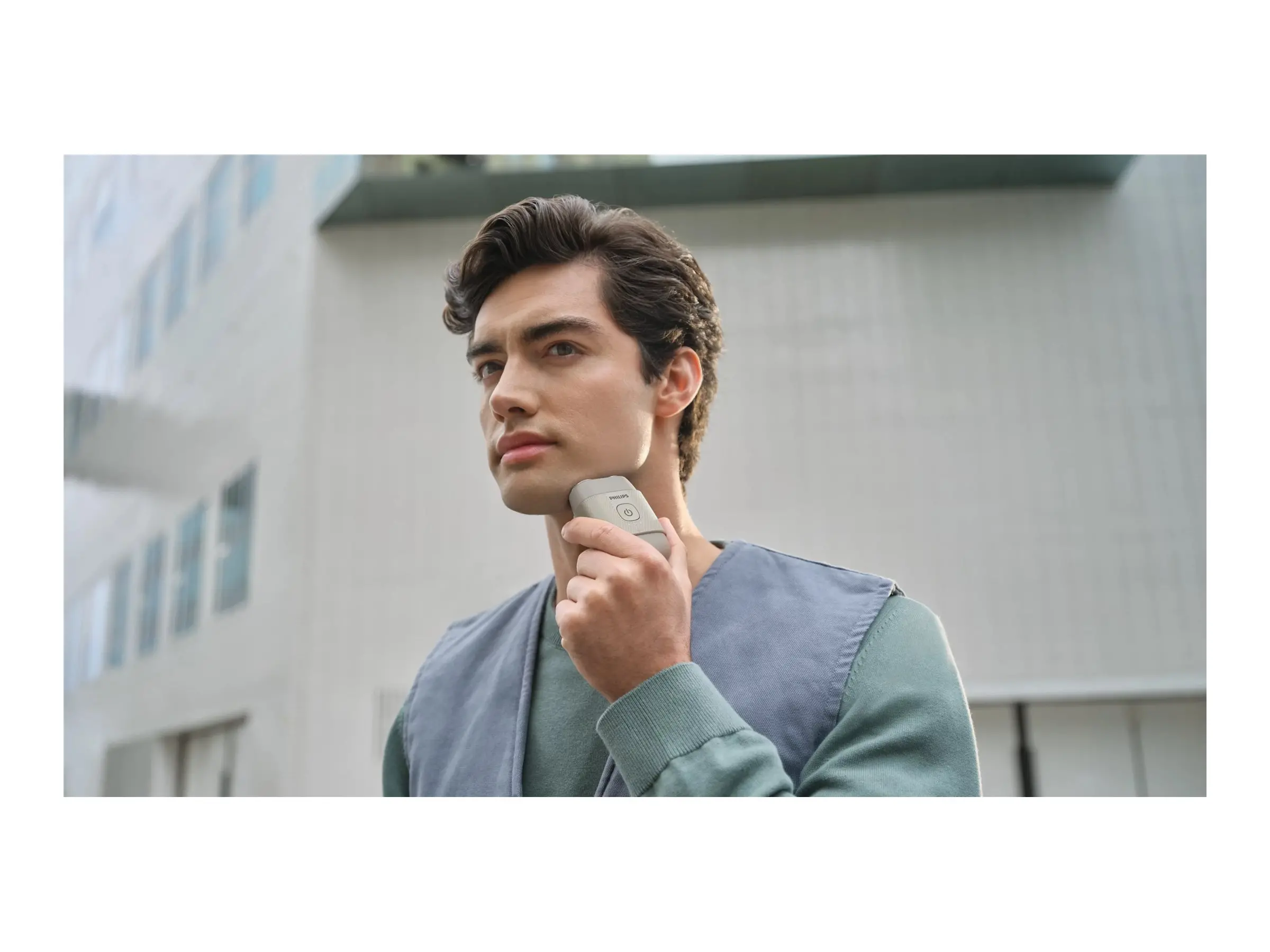 PHILIPS Компактна Електрическа самоpcъсначка series 500 за сухо и мокро бръснене Lift & Cut Ножчета SteelPrecision калъф - image 6