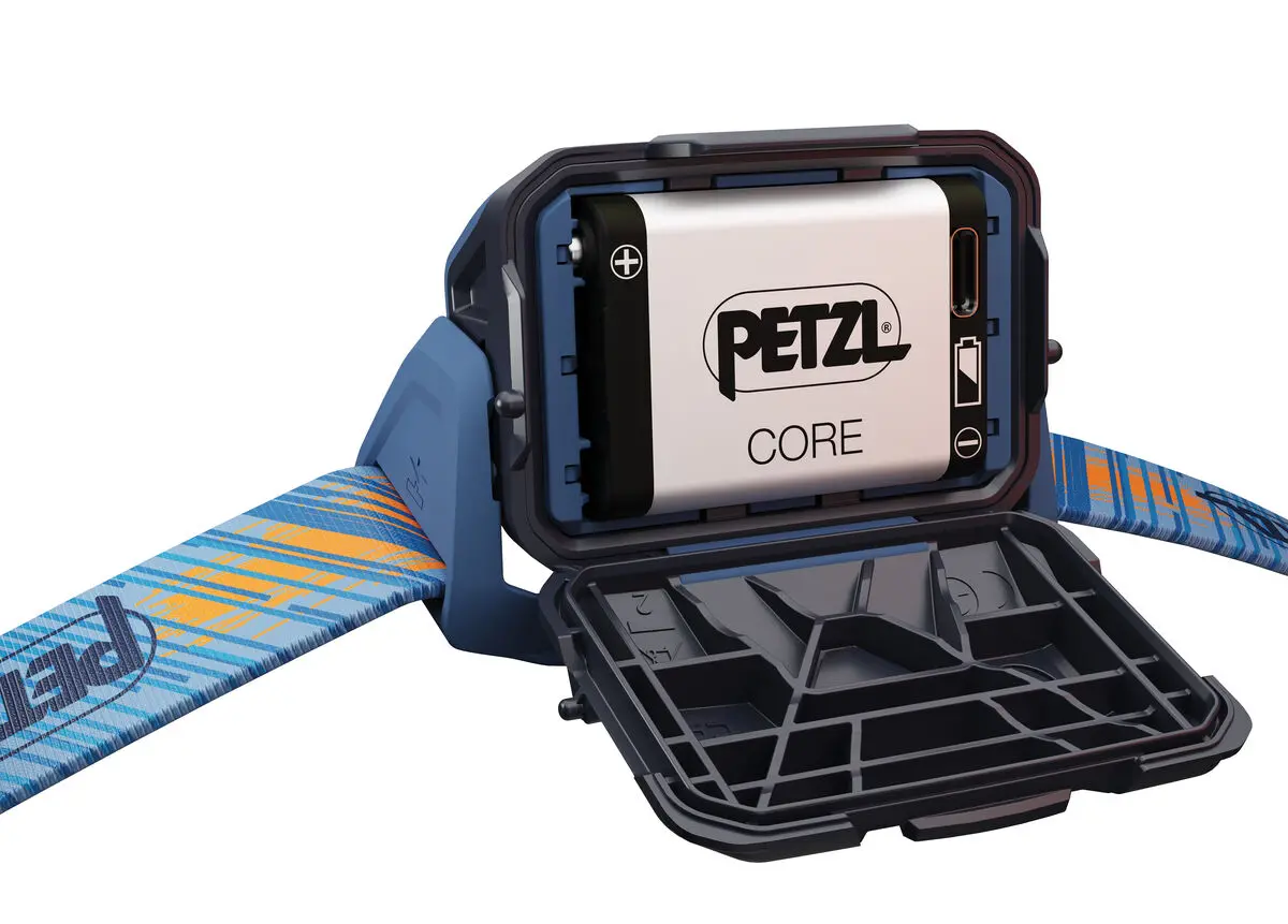 Челник PETZL ARIA 1R RGB 2026, 475 Лумена, Син - image 2