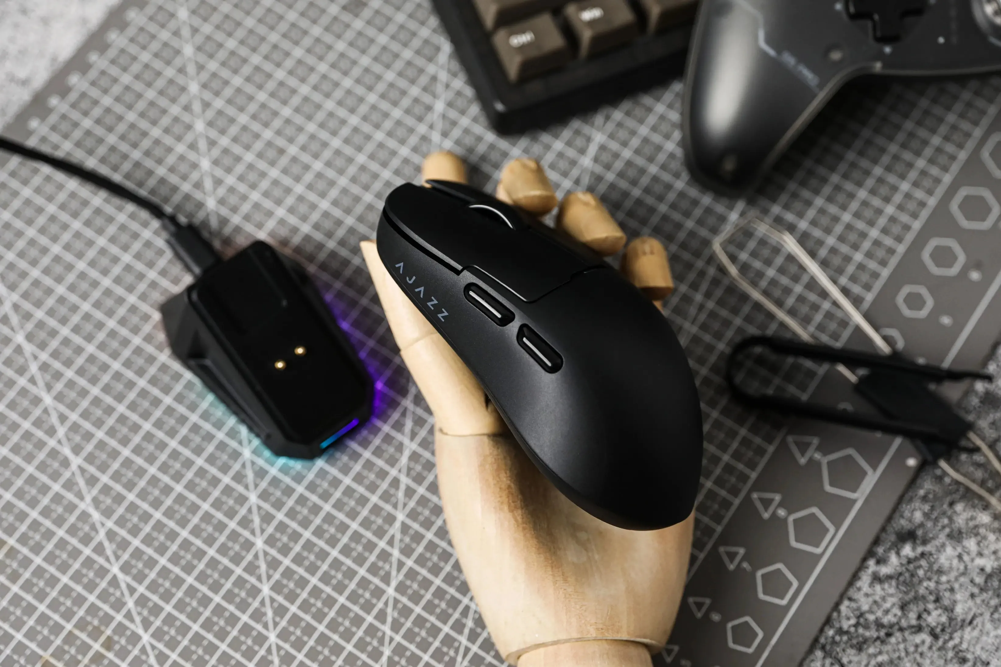 Ajazz професионална геймърска мишка AJ159 PRO - Wireless Gaming Mouse - 8K, Magnetic Charging Dock, White - image 5