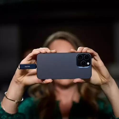 SanDisk Флаш памет iXpand Flash Drive Luxe 256GB, за Apple - image 2