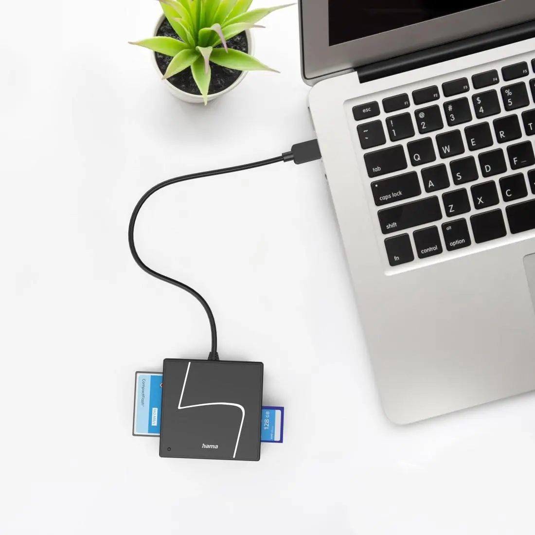 HAMA Четец за карти USB, USB-A, с USB-C адаптер, USB 3.2 Gen1, SD/micro-SD/CF/MS - image 6