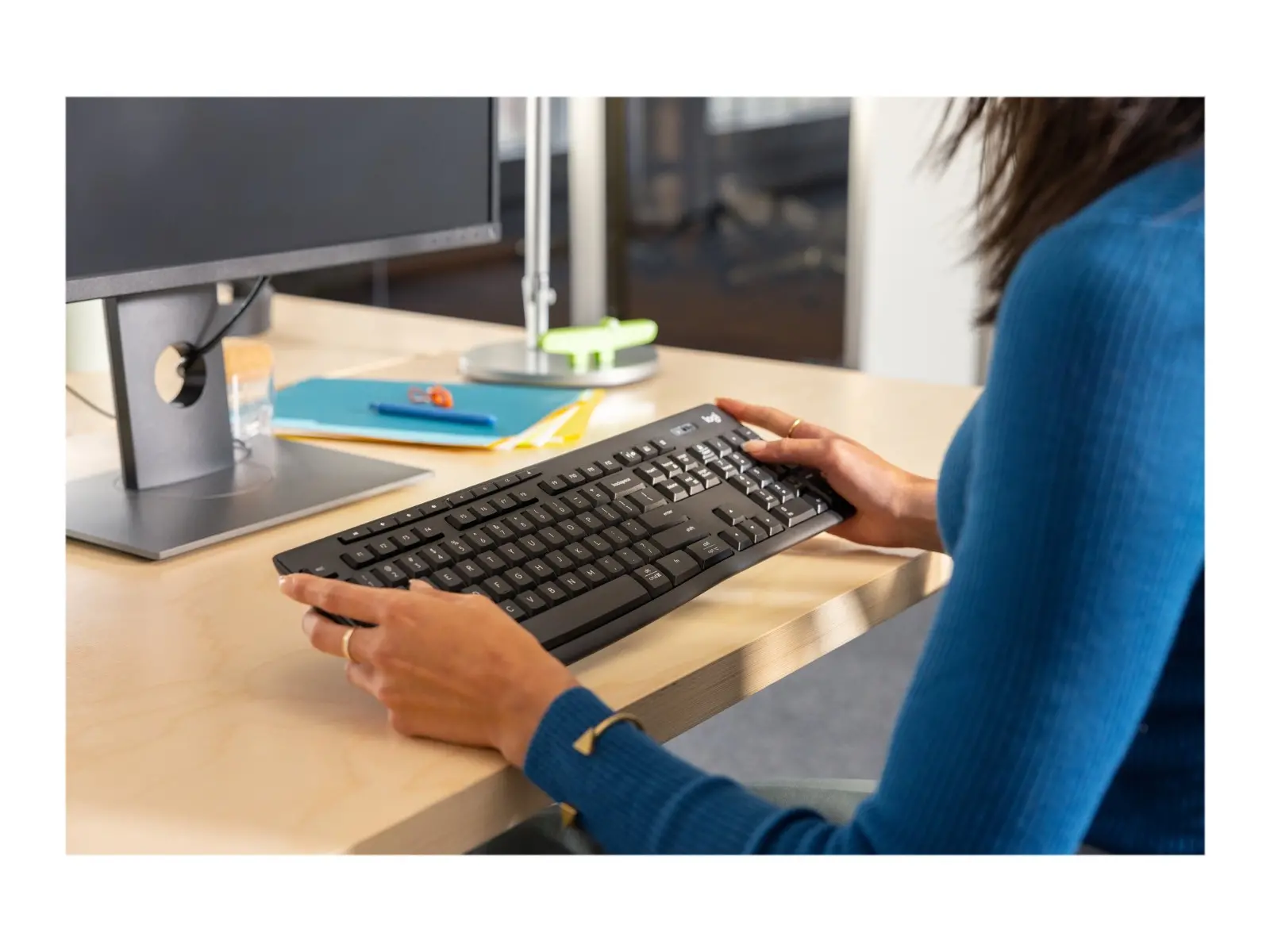 КОМПЛЕКТ МИШКА + КЛАВИАТУРА LOGITECH MK370 - Wireless / Безжична - QWERTY - US - БЕЗ БДС КИРИЛИЗАЦИЯ (WITHOUT BDS CYRILLIC) - Graphite - PN 920-012077 - image 9