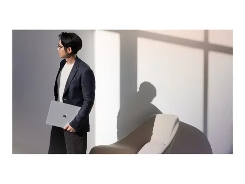 MS Surface Laptop7 Qualcom Snapdragon X Elite 13.8inch 16GB 512GB SSD SSD W11P Eng Int Platinum - image 1
