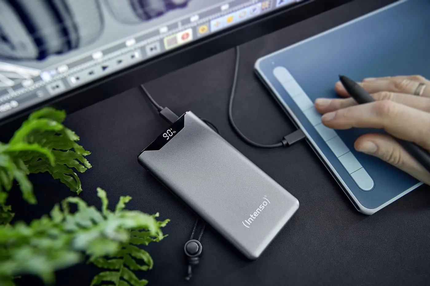 Външна батерия Intenso power bank F10000 - 10000 mAh - PN 7332034 - image 5