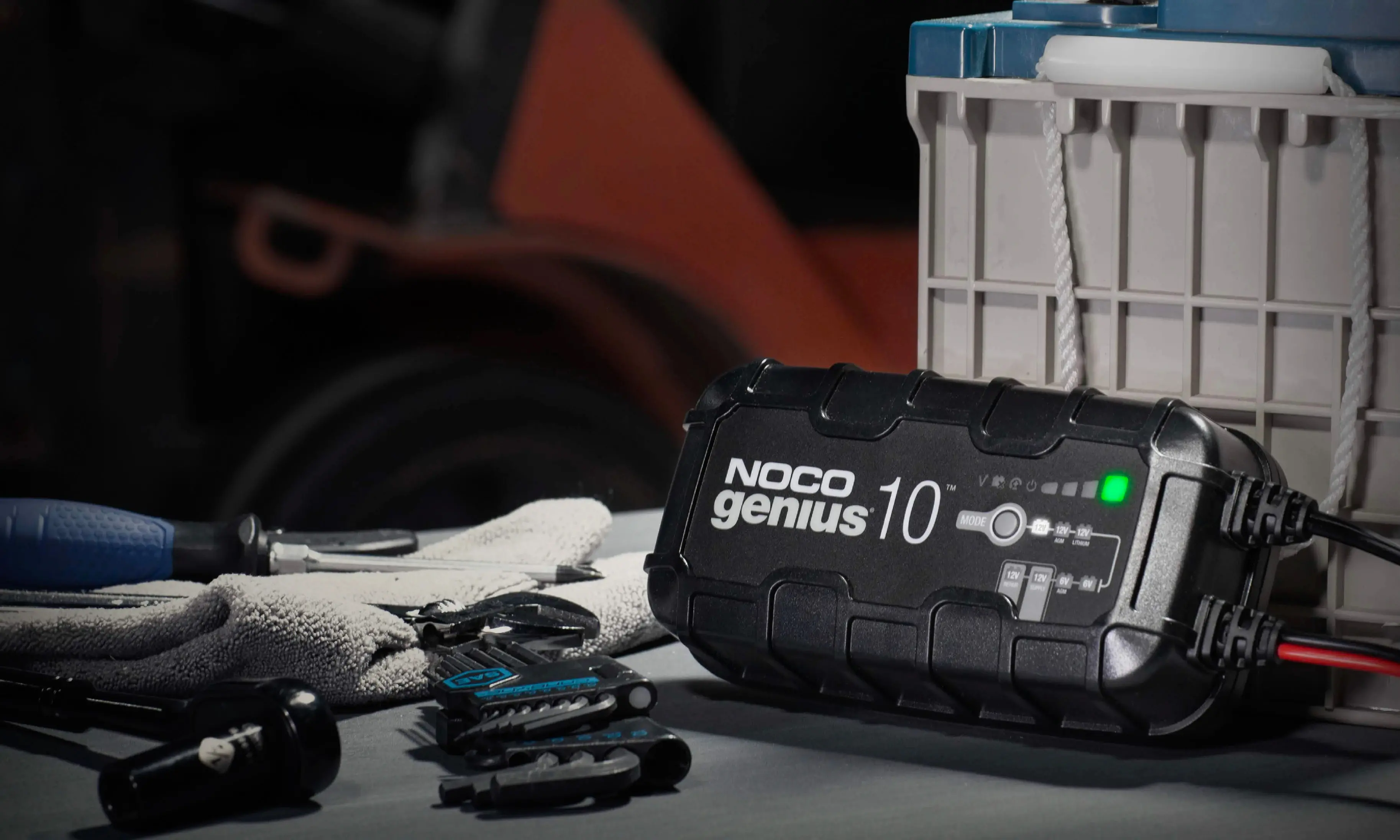 NOCO зарядно за акумулатор Battery Charger - GENIUS10 - 10A - image 1
