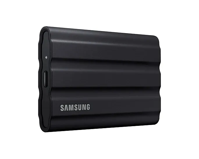 Твърд диск, Samsung Portable NVME SSD T7 Shield 2TB , USB 3.2 Gen2, Rugged, IP65, Read 1050 MB/s Write 1000 MB/s, Black - image 1