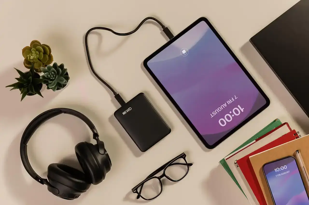 Външен хард диск Western Digital Elements Portable, 4TB, 2.5" - USB-C - image 3