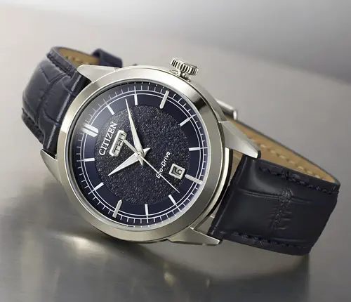 Мъжки часовник Citizen Eco-Drive Core Collection - AW0151-00LC - 4
