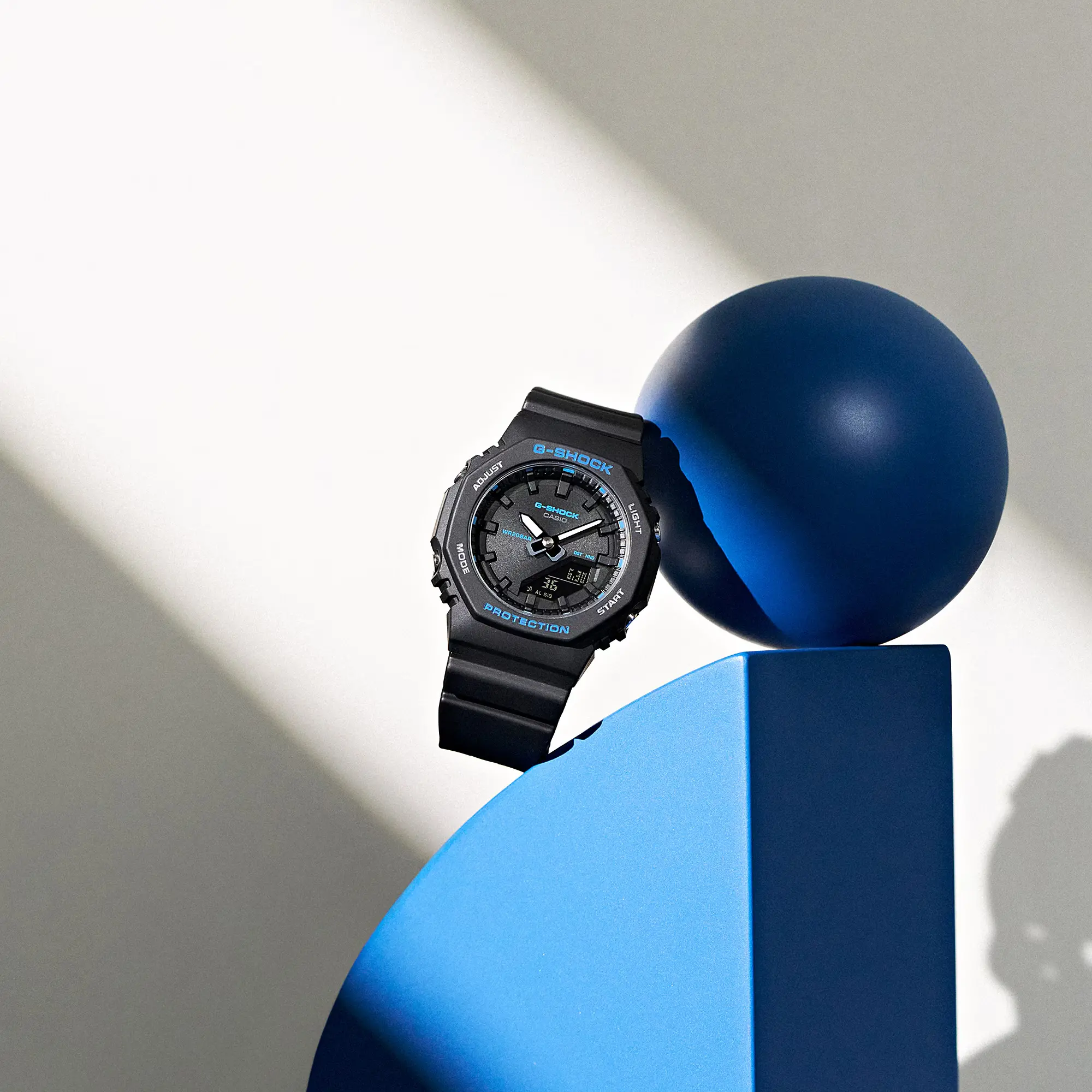 Дамски часовник Casio G-Shock - GMA-P2100BA-1AER - image 2