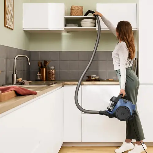 Прахосмукачка, Bosch BGC05LBU2, SER2, Bagless vacuum cleaner Cleann’n, blue/black, 700W, 1 Furniture brush and crevice nozzle, 76 db(A), 1,5 l, EPA 12 wahsable 99.9% - 3