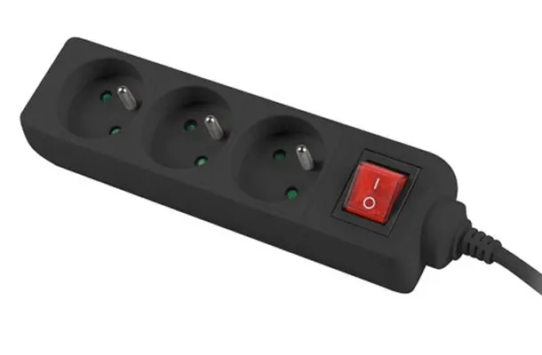 Разклонител, Lanberg power strip 1.5m, 3 sockets, french with circuit breaker quality-grade copper cable, black