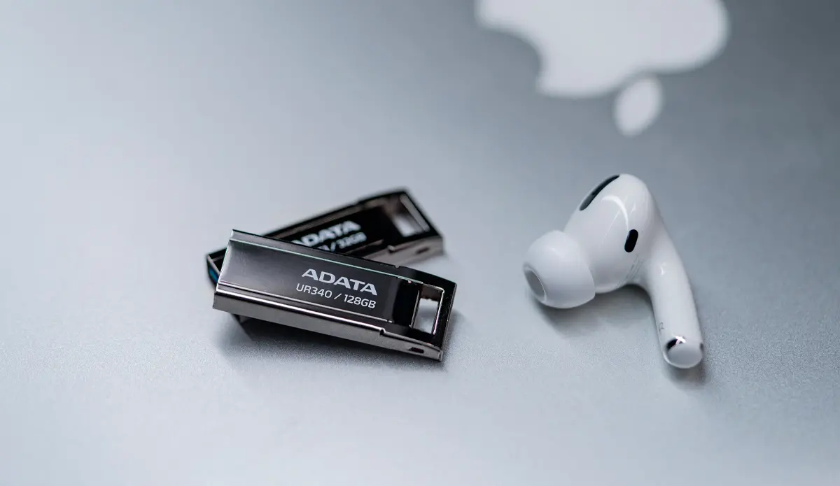 Памет, ADATA UR340 128GB USB 3.2 Black - image 3