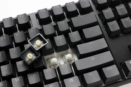 Геймърскa механична клавиатура Ducky One 3 Classic Full Size Hotswap Cherry MX Brown, RGB, PBT Keycaps - image 9