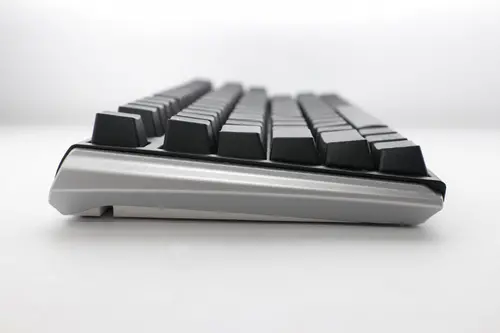 Геймърскa механична клавиатура Ducky One 3 Classic TKL Hotswap Cherry MX Silver, RGB, PBT Keycaps - image 3