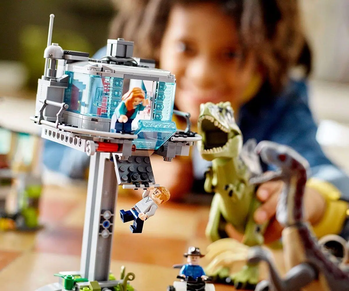 LEGO Jurassic World - T.Rex & Atrociraptor Dinosaur Breakout - 76949 - image 7