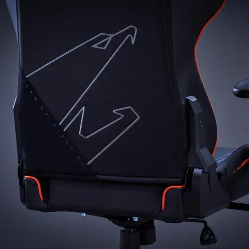 Геймърски стол Gigabyte Aorus AGC310, Черно и Оранжево - image 10
