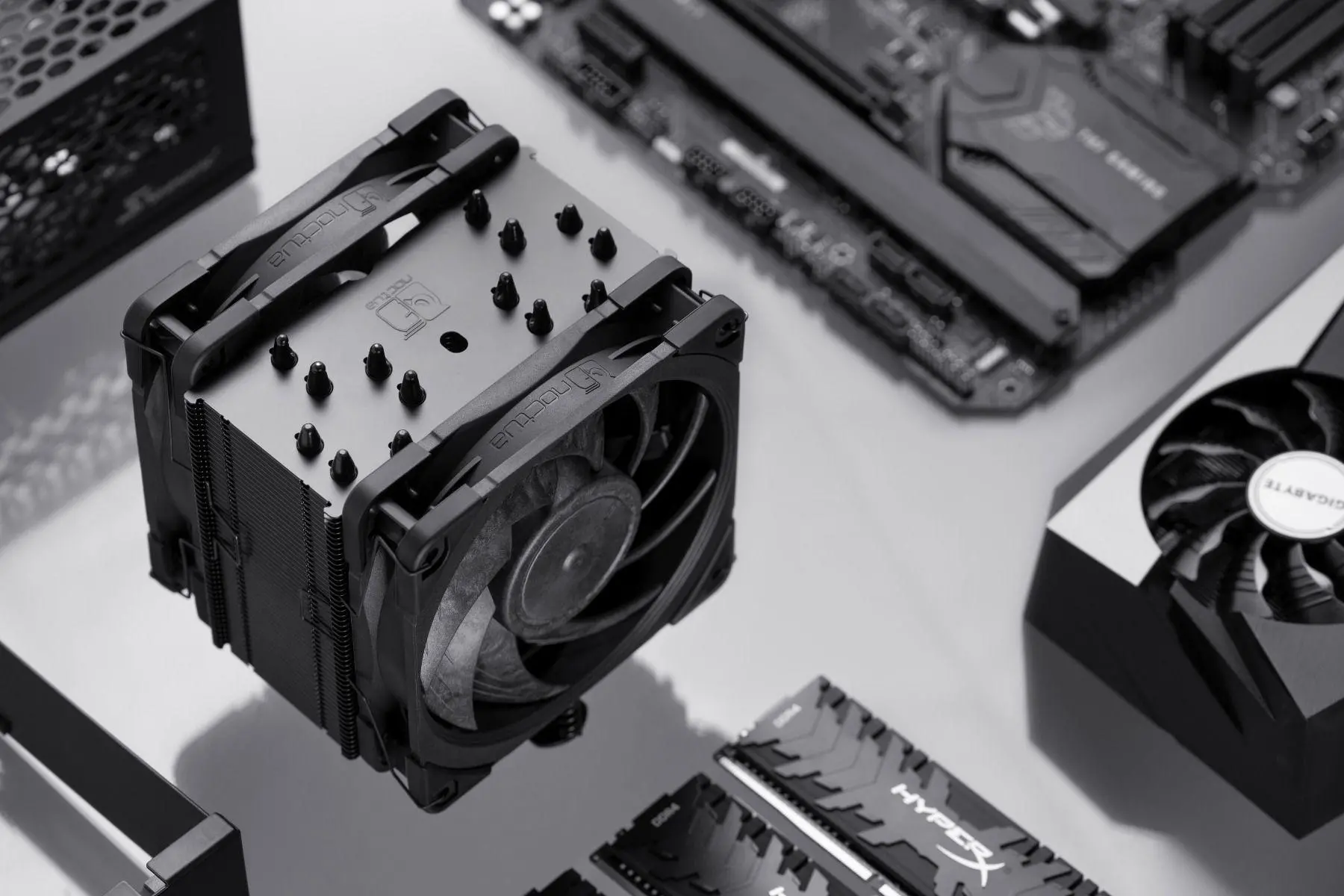 Noctua охладител CPU Cooler NH-U12A chromax.black Dual Fans - LGA1700/2066/1200/AMD - image 4
