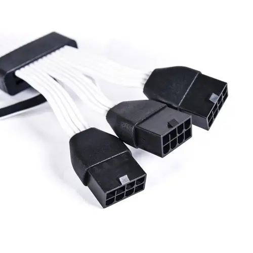 Удължителен RGB кабел Lian-Li Strimer Plus V2, 16-Pin 12VHPWR към 3x8-Pin за RTX 40-та серия, 108 LED - image 4