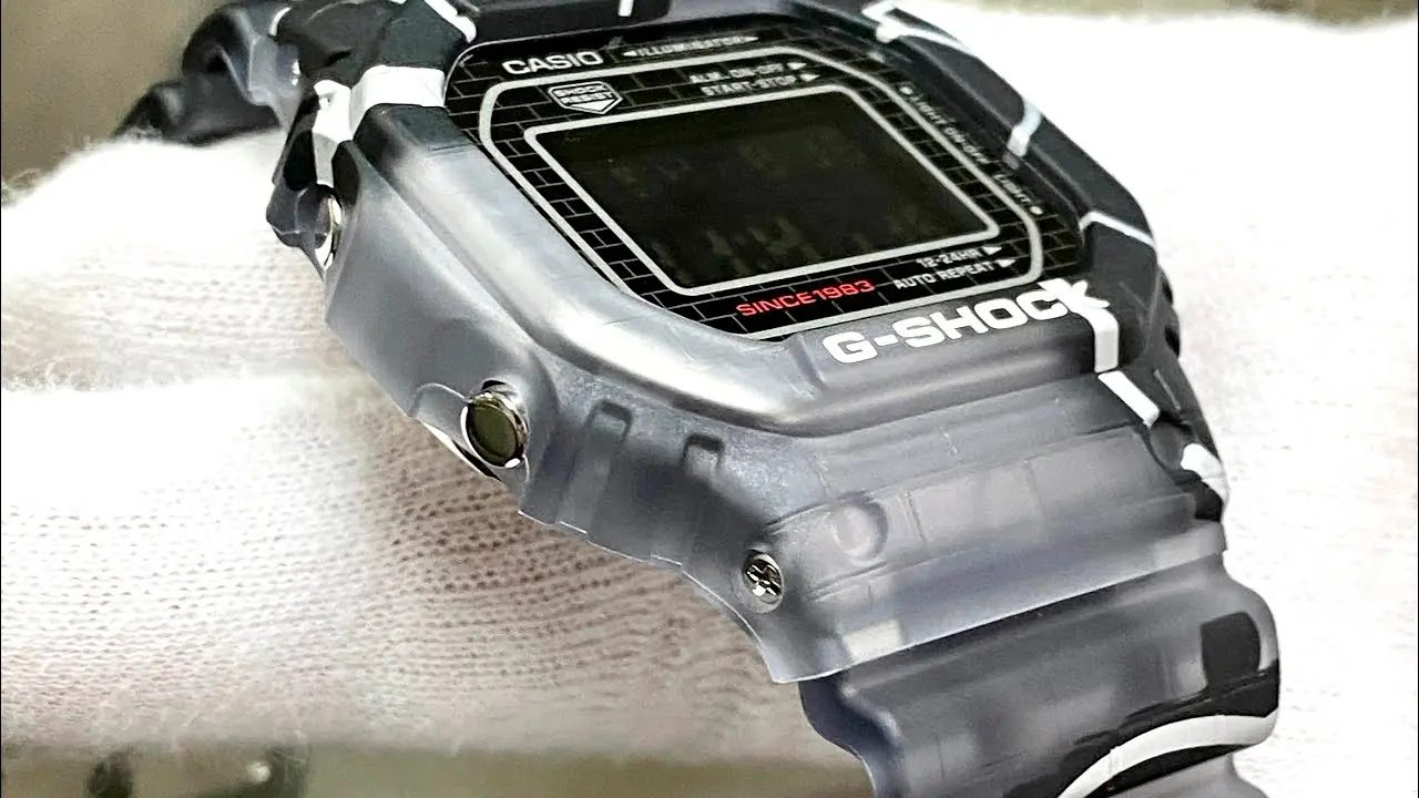 Ceas bărbătesc Casio G-Shock Street Spirit Graffiti - DW-5000SS-1ER - image 2