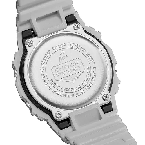 Мъжки часовник Casio G-Shock - DW-5600FF-8ER - image 1